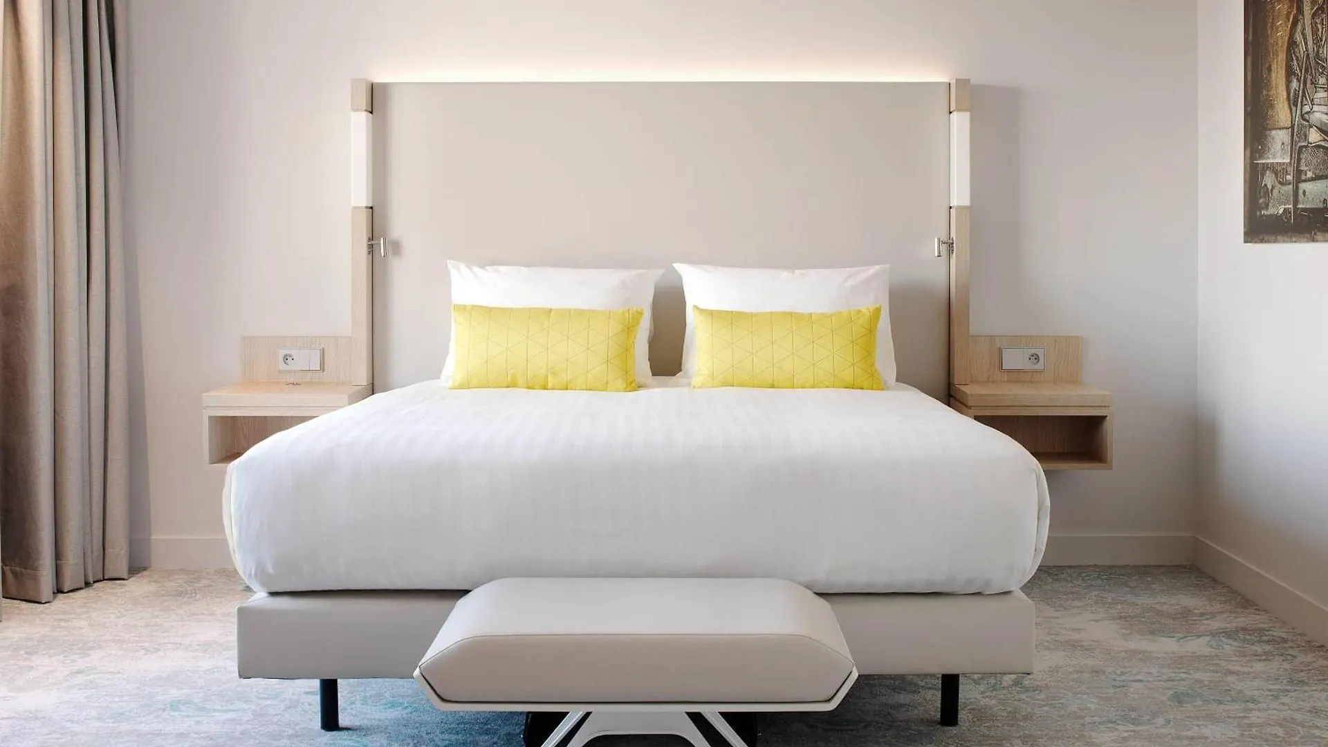 Courtyard By Marriott Gare De Lyon Hotel 4*
