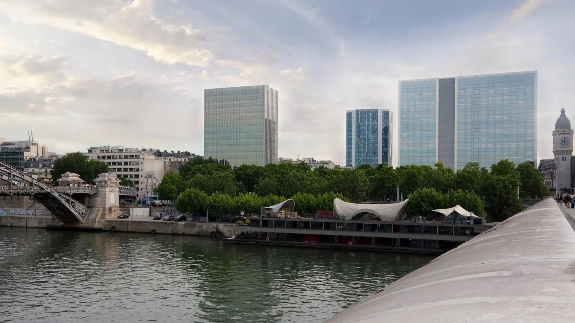 Courtyard By Marriott Gare De Lyon