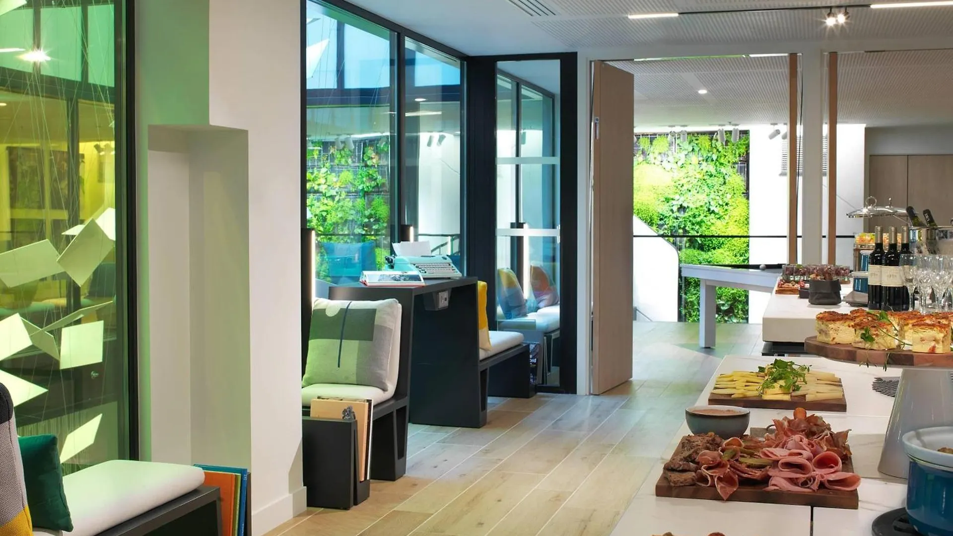 Courtyard By Marriott Gare De Lyon