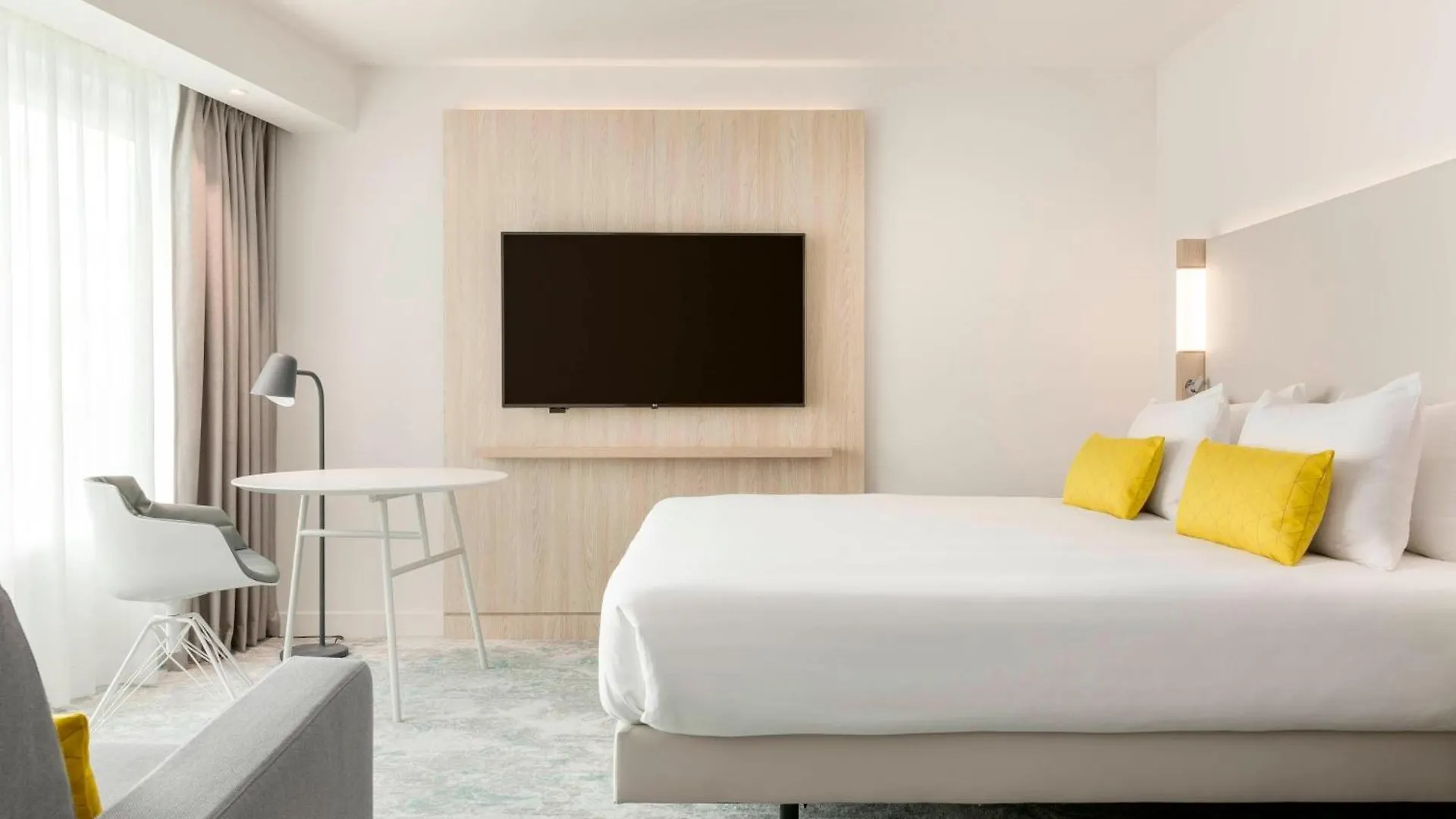 Courtyard By Marriott Gare De Lyon 4*