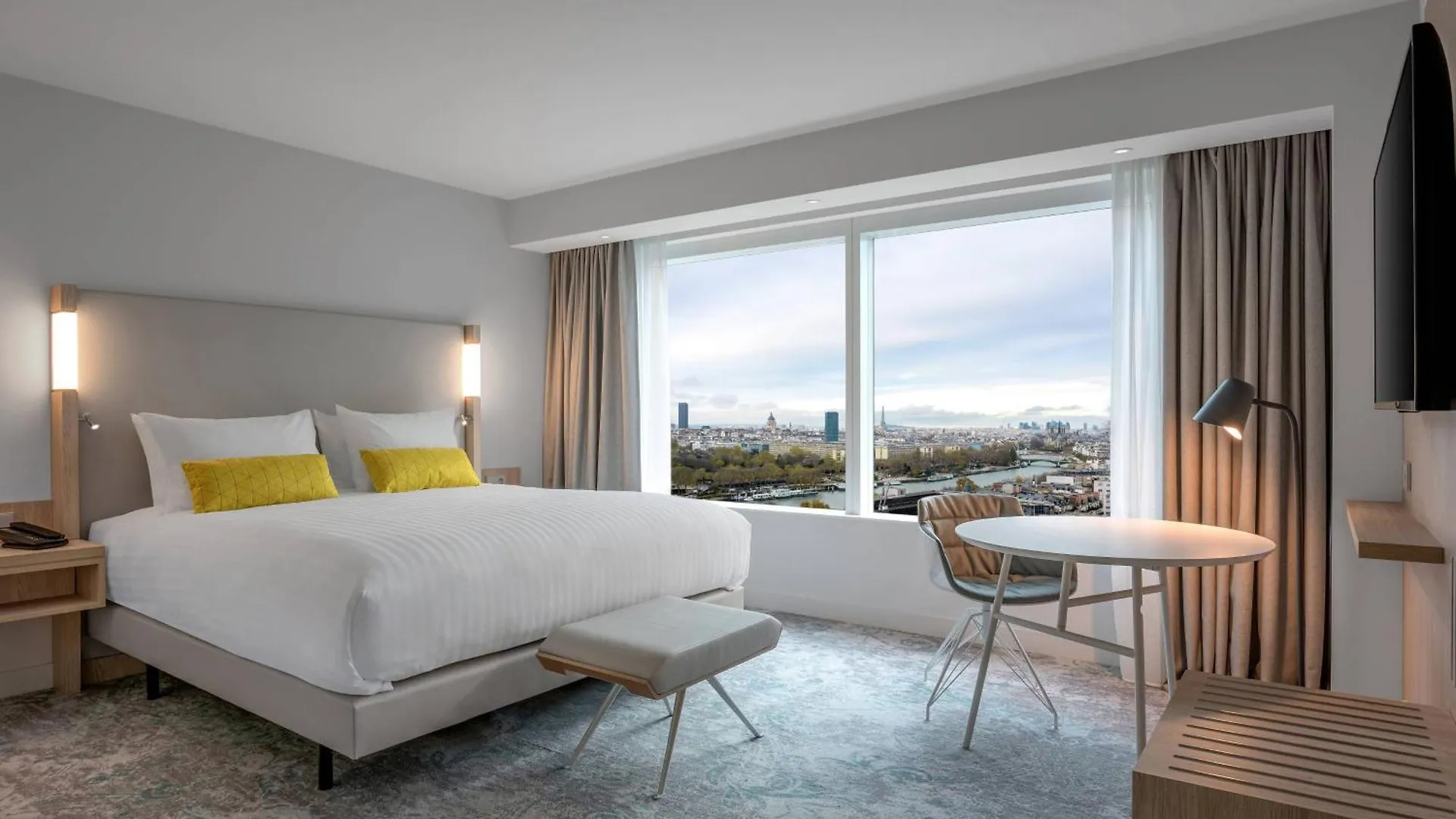 Hotel Courtyard By Marriott Gare De Lyon 4*
