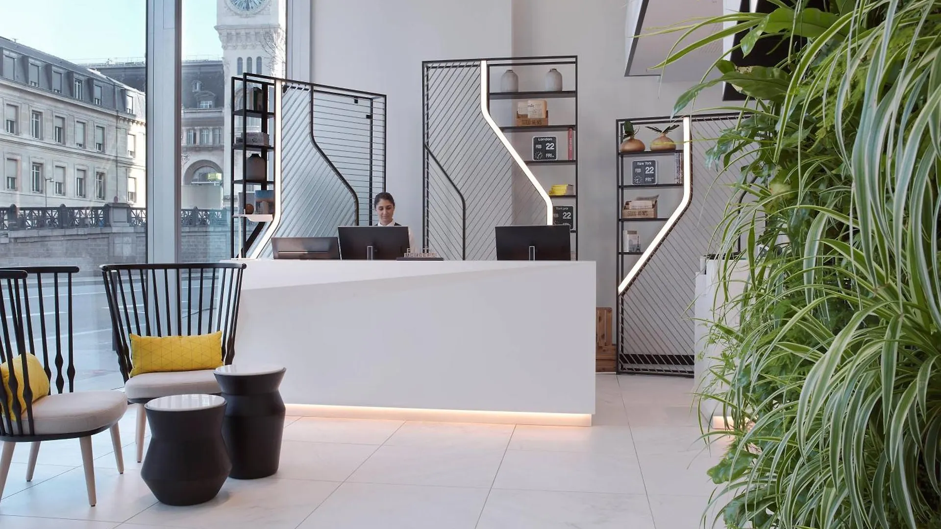 Hotel Courtyard By Marriott Gare De Lyon 4*